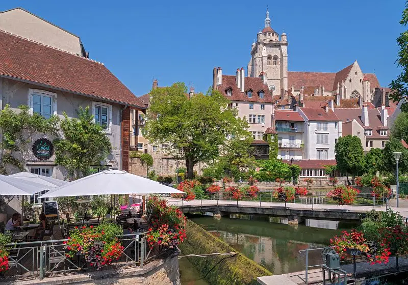 Visiter la Bourgogne-Franche-Comté 8 Dole 1
